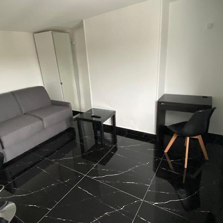 Bella Vita - Studio Tout Equipe - Tv Netflix - Centre Ville 100M- Gare 50M - Basilique 200M Лизио Екстериор снимка
