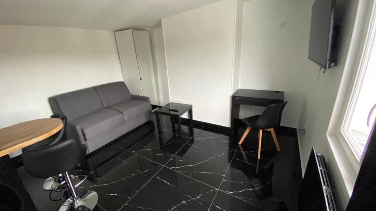 Bella Vita - Studio Tout Equipe - Tv Netflix - Centre Ville 100M- Gare 50M - Basilique 200M Лизио Екстериор снимка